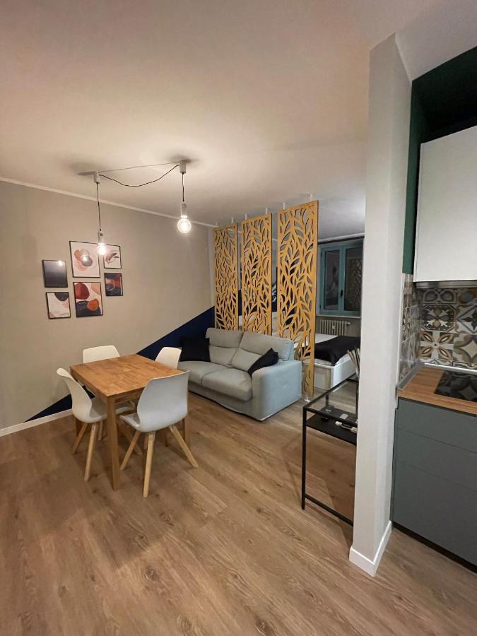 Hello - Modern Studio In Downtown Garden Appartamento Torino Esterno foto